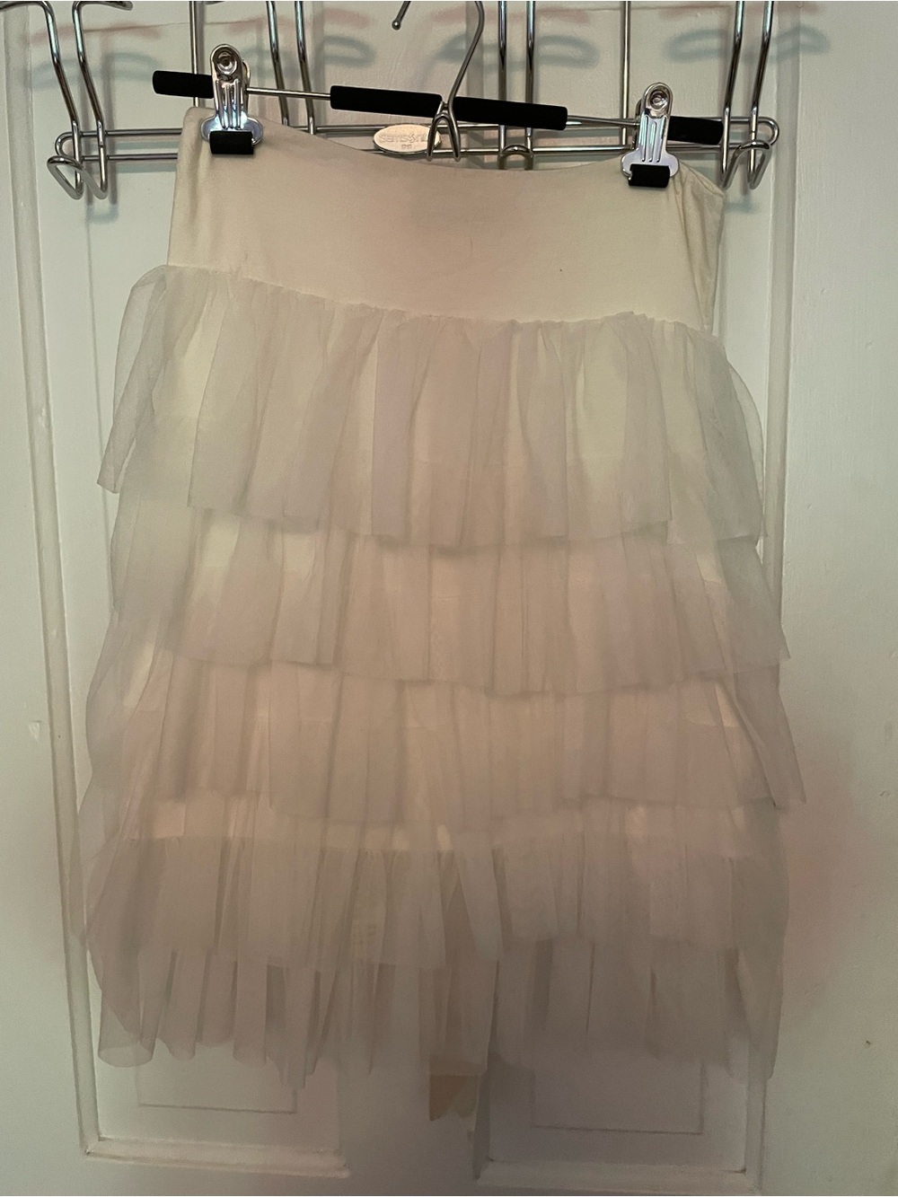 Rinascimento Tiered Tulle Mini Skirt - White With Bow Detail